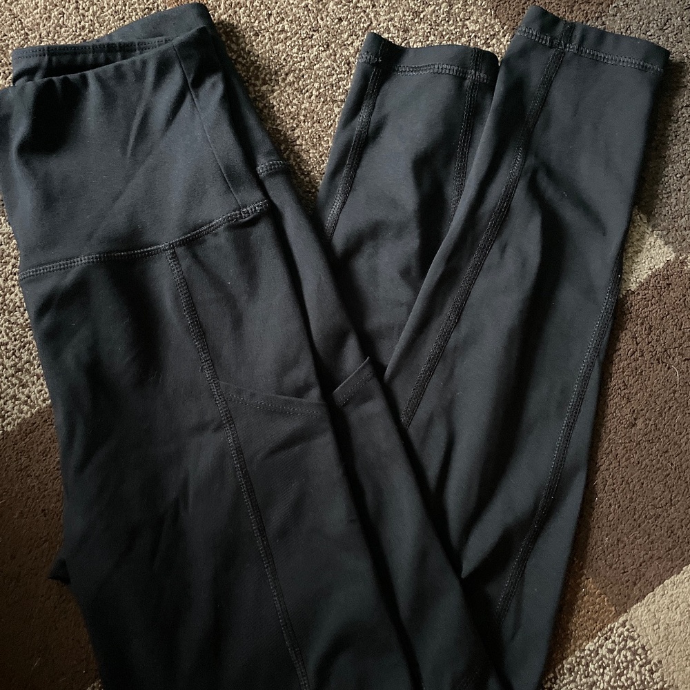American Eagle Leggings with POCKETS